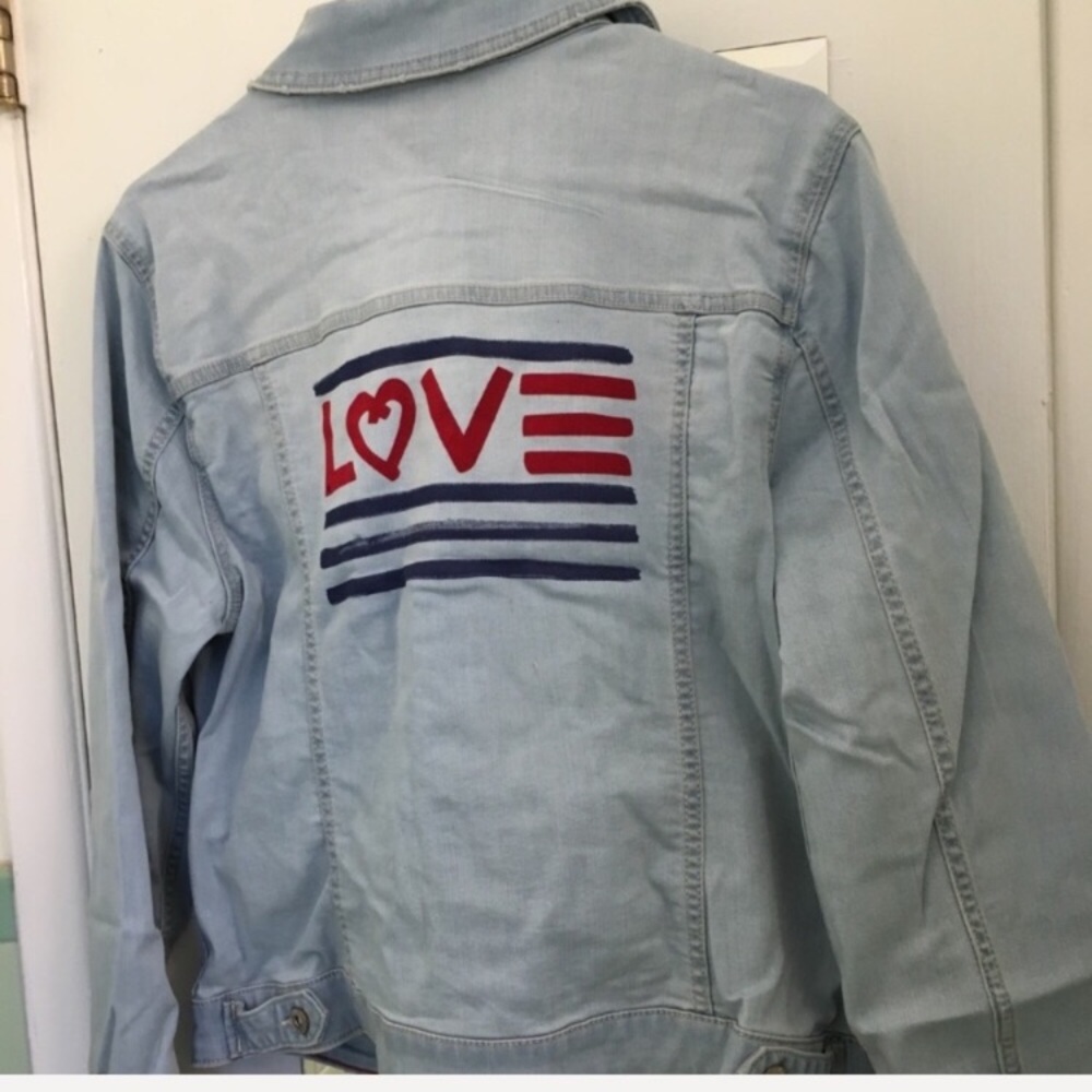 NEW light wash LOVE jean jacket front pockets
